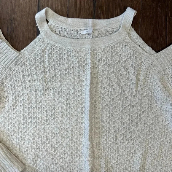 Maurice’s cold shoulder sweater SZ XL - Picture 2 of 4